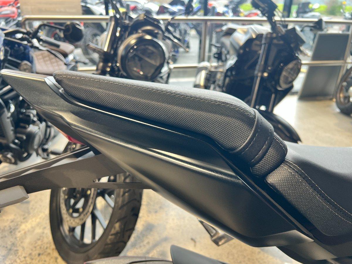 2025 HONDA CB650R SPORTS