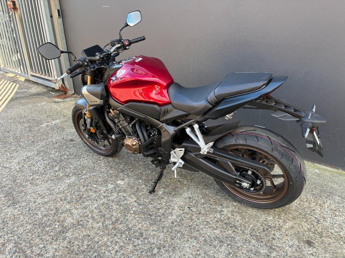 2025 HONDA CB650R SPORTS