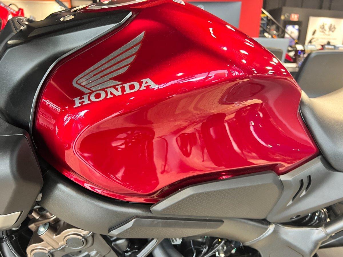 2025 HONDA CB650R SPORTS
