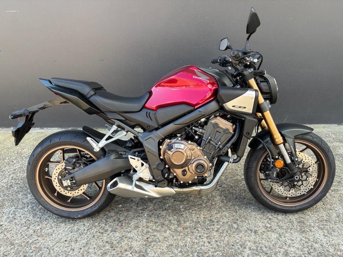 2025 HONDA CB650R SPORTS