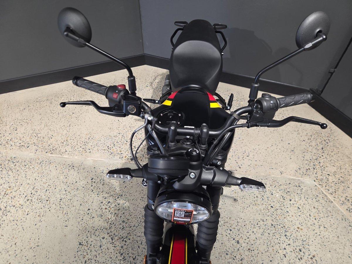 2025 ROYAL ENFIELD GUERILLA 450 ROAD