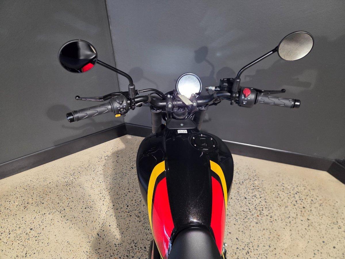2025 ROYAL ENFIELD GUERILLA 450 ROAD