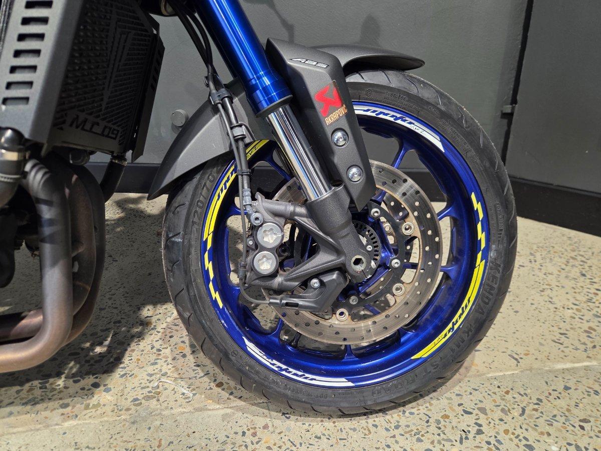 2016 YAMAHA MT-09 SPORTS