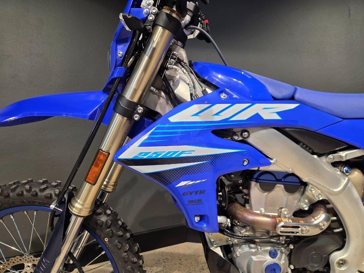 2025 YAMAHA WR250F ENDURO