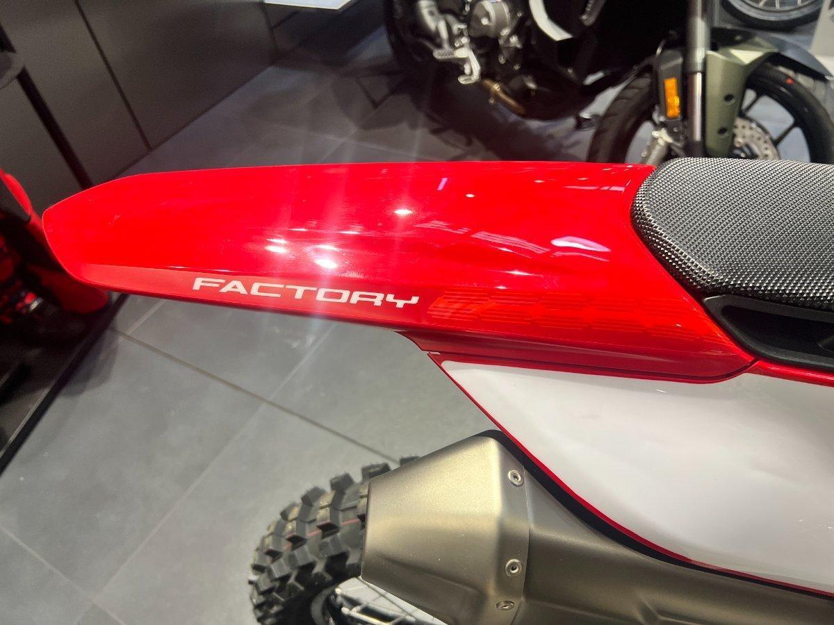 2026 DUCATI DESMO 450 MX FACTORY MOTOCROSS