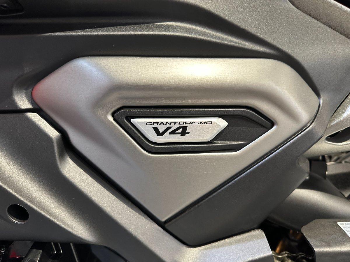 2026 DUCATI XDIAVEL V4 CRUISER