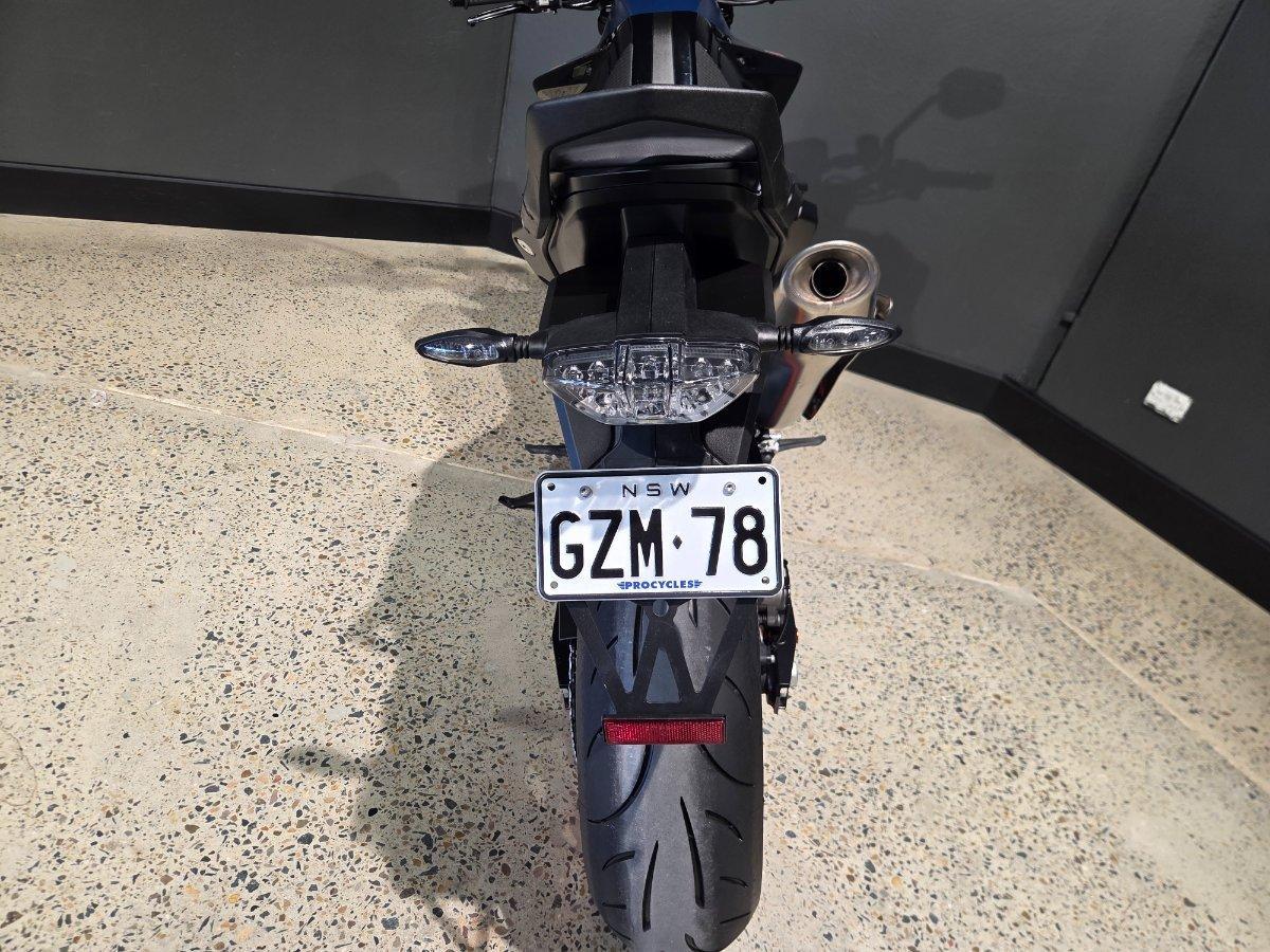 2024 KTM 890 DUKE R ROAD