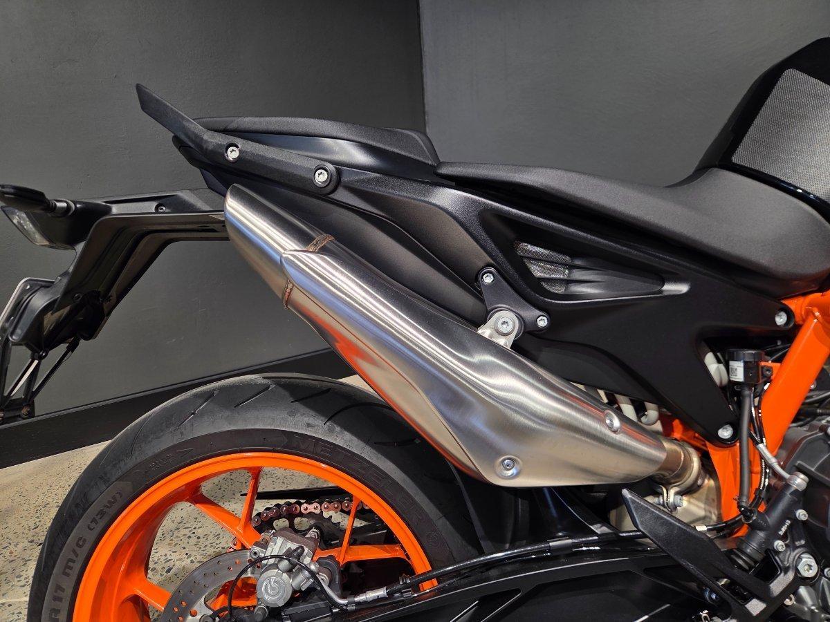 2024 KTM 890 DUKE R ROAD