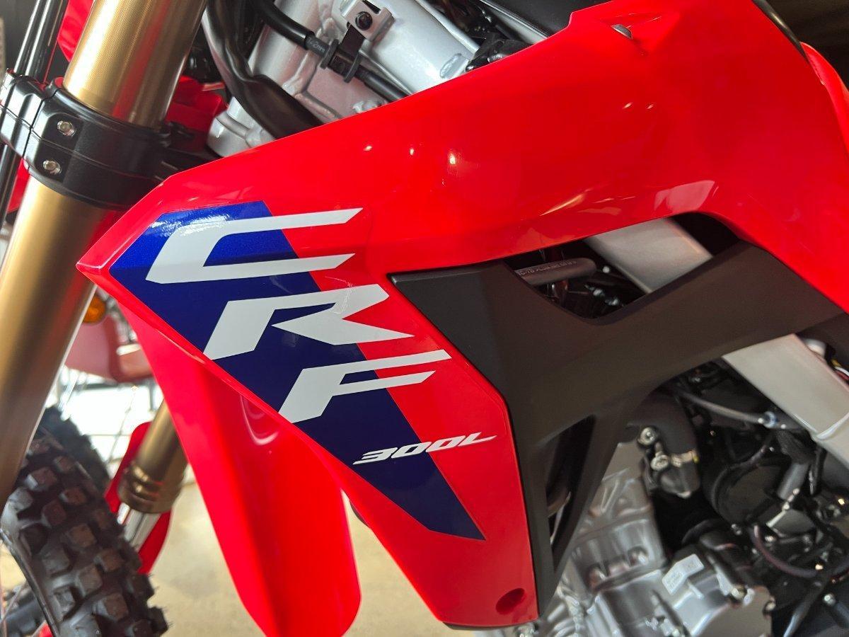 2026 HONDA CRF300LA TRAIL