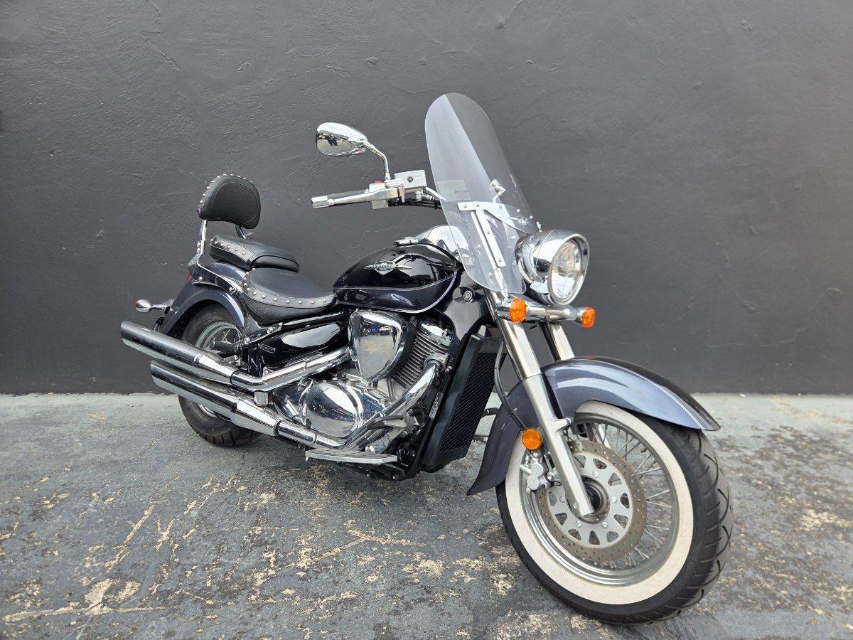 2011 SUZUKI VLR 1800T BOULEVARD (C109RT) CRUISER