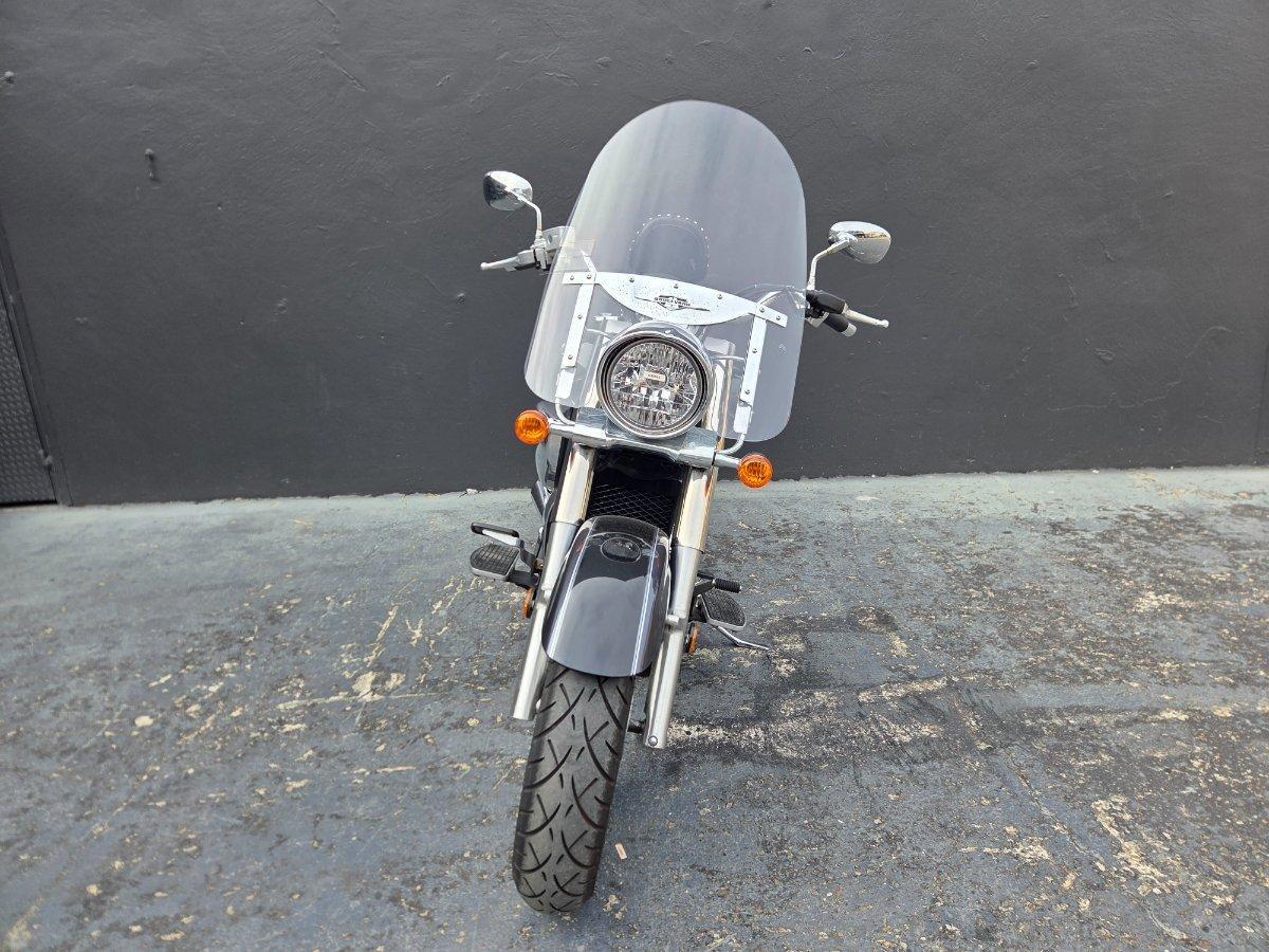 2011 SUZUKI VLR 1800T BOULEVARD (C109RT) CRUISER