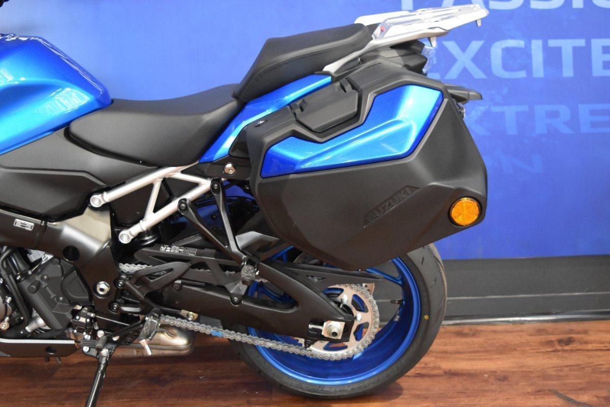2025 SUZUKI GSX-S1000GT ROAD