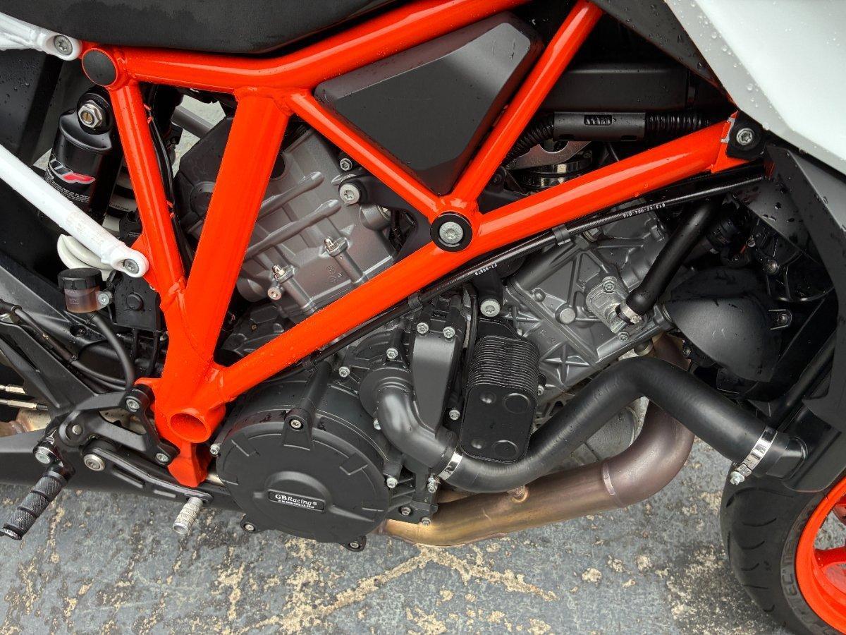 2018 KTM SUPER ADVENTURE S DUAL SPORTS