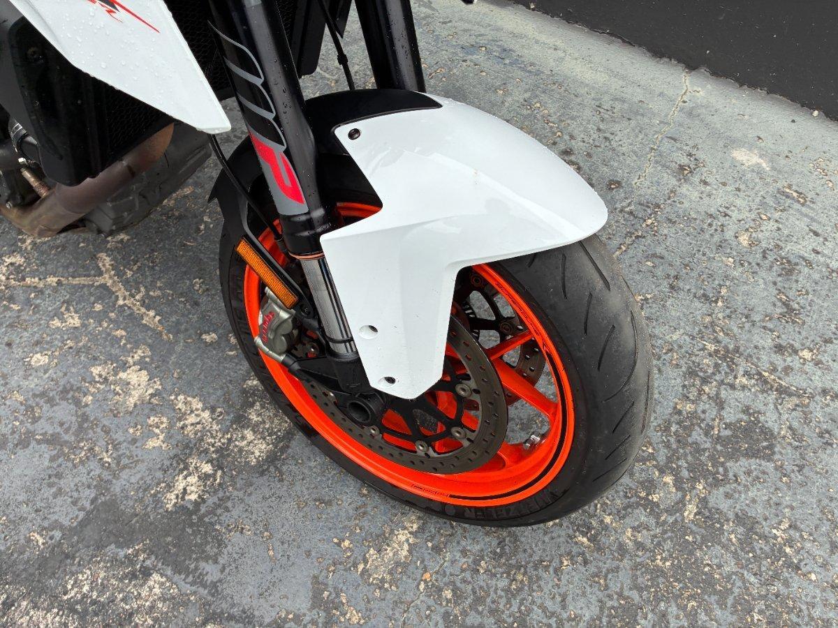2018 KTM SUPER ADVENTURE S DUAL SPORTS