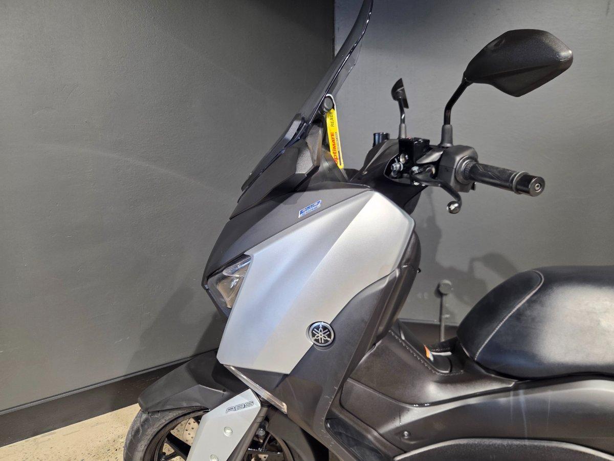 2018 YAMAHA XMAX 300 (CZD300A) SCOOTER