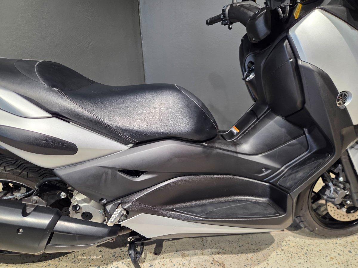 2018 YAMAHA XMAX 300 (CZD300A) SCOOTER