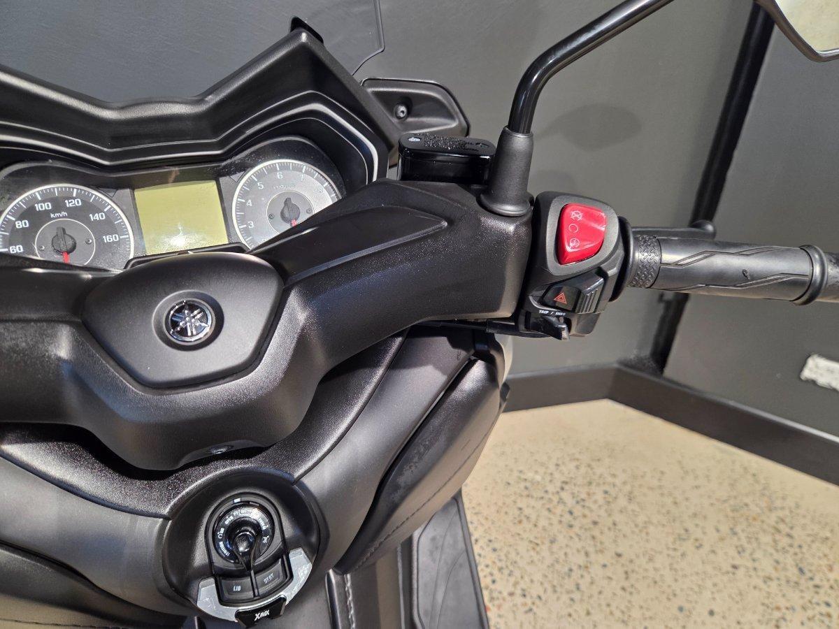 2018 YAMAHA XMAX 300 (CZD300A) SCOOTER