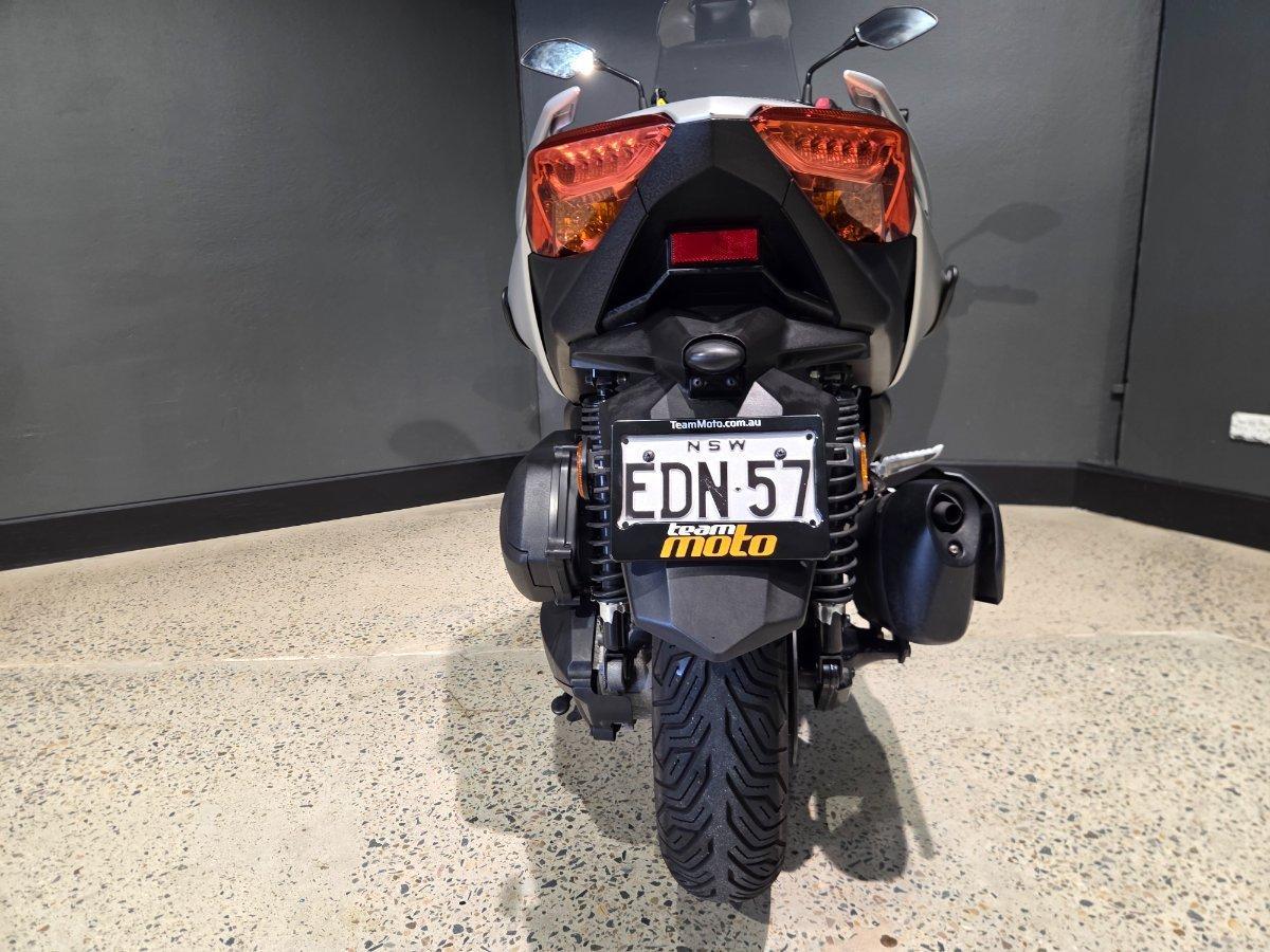 2018 YAMAHA XMAX 300 (CZD300A) SCOOTER
