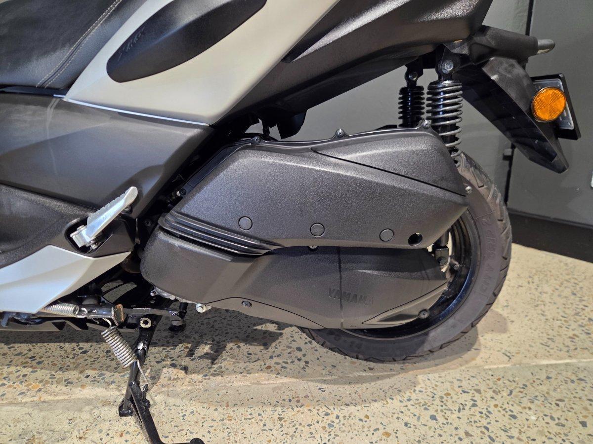 2018 YAMAHA XMAX 300 (CZD300A) SCOOTER