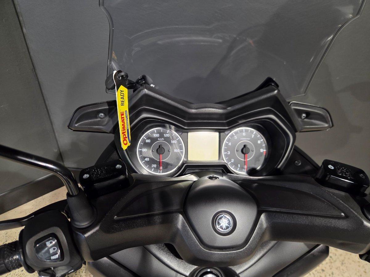 2018 YAMAHA XMAX 300 (CZD300A) SCOOTER