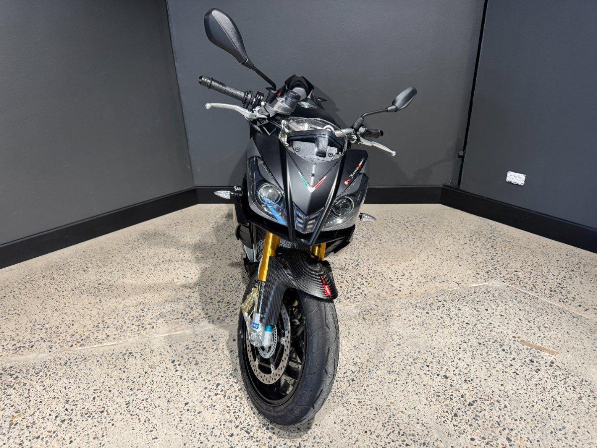 2013 APRILIA TUONO V4 R SPORTS