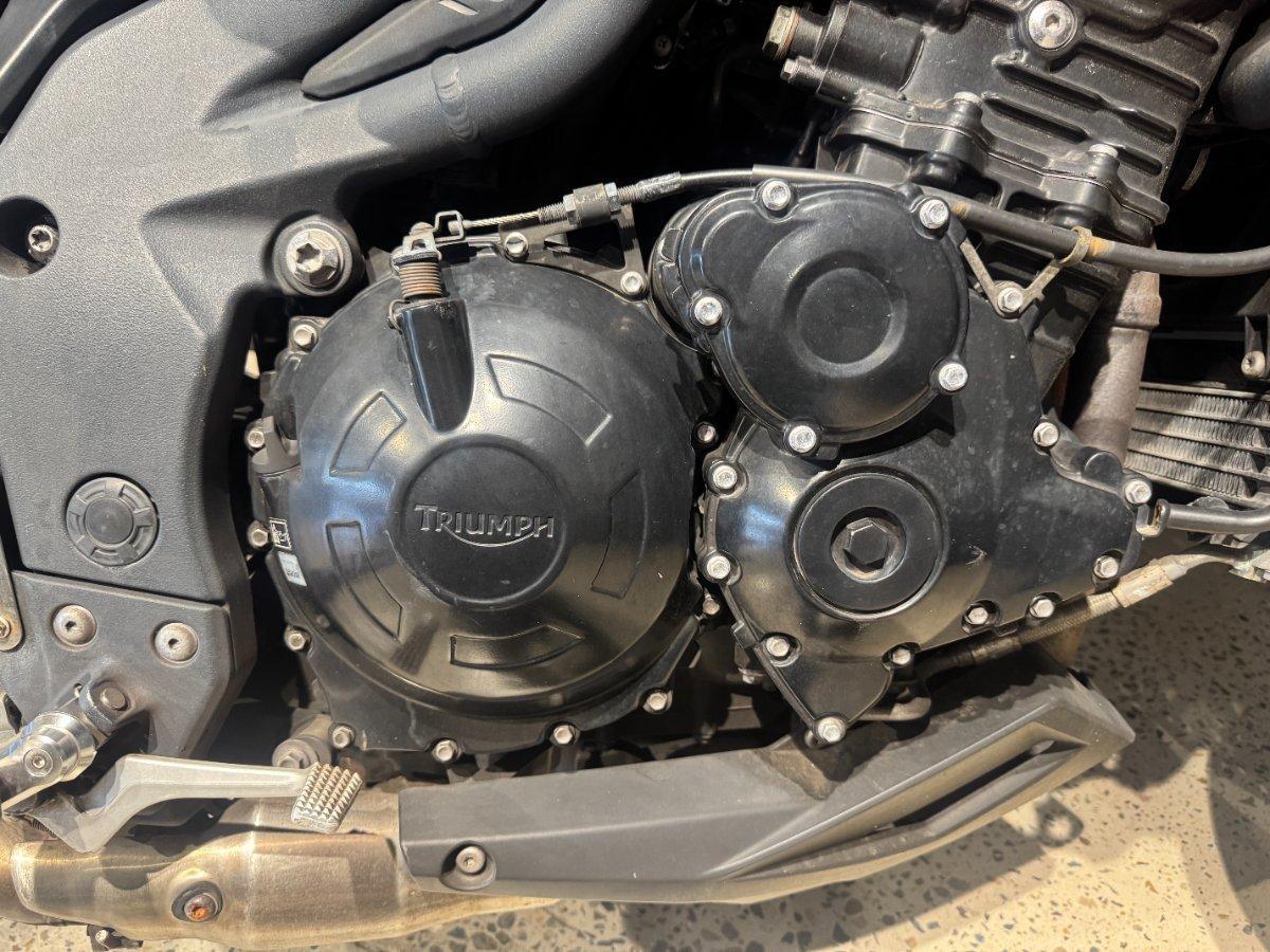 2013 TRIUMPH TIGER 1050 SE (ABS) SPORTS