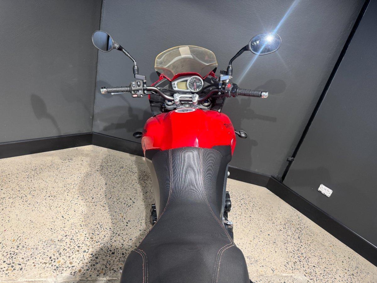 2013 TRIUMPH TIGER 1050 SE (ABS) SPORTS