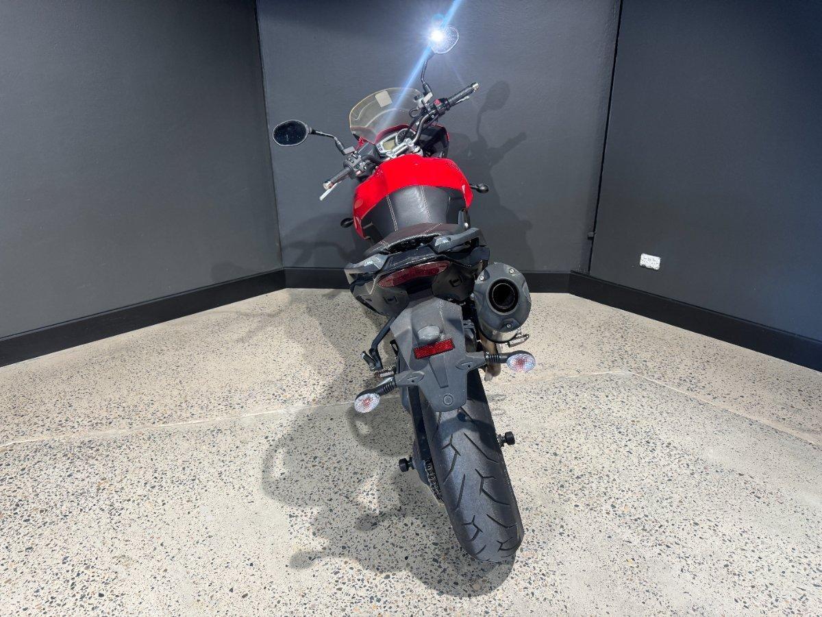 2013 TRIUMPH TIGER 1050 SE (ABS) SPORTS