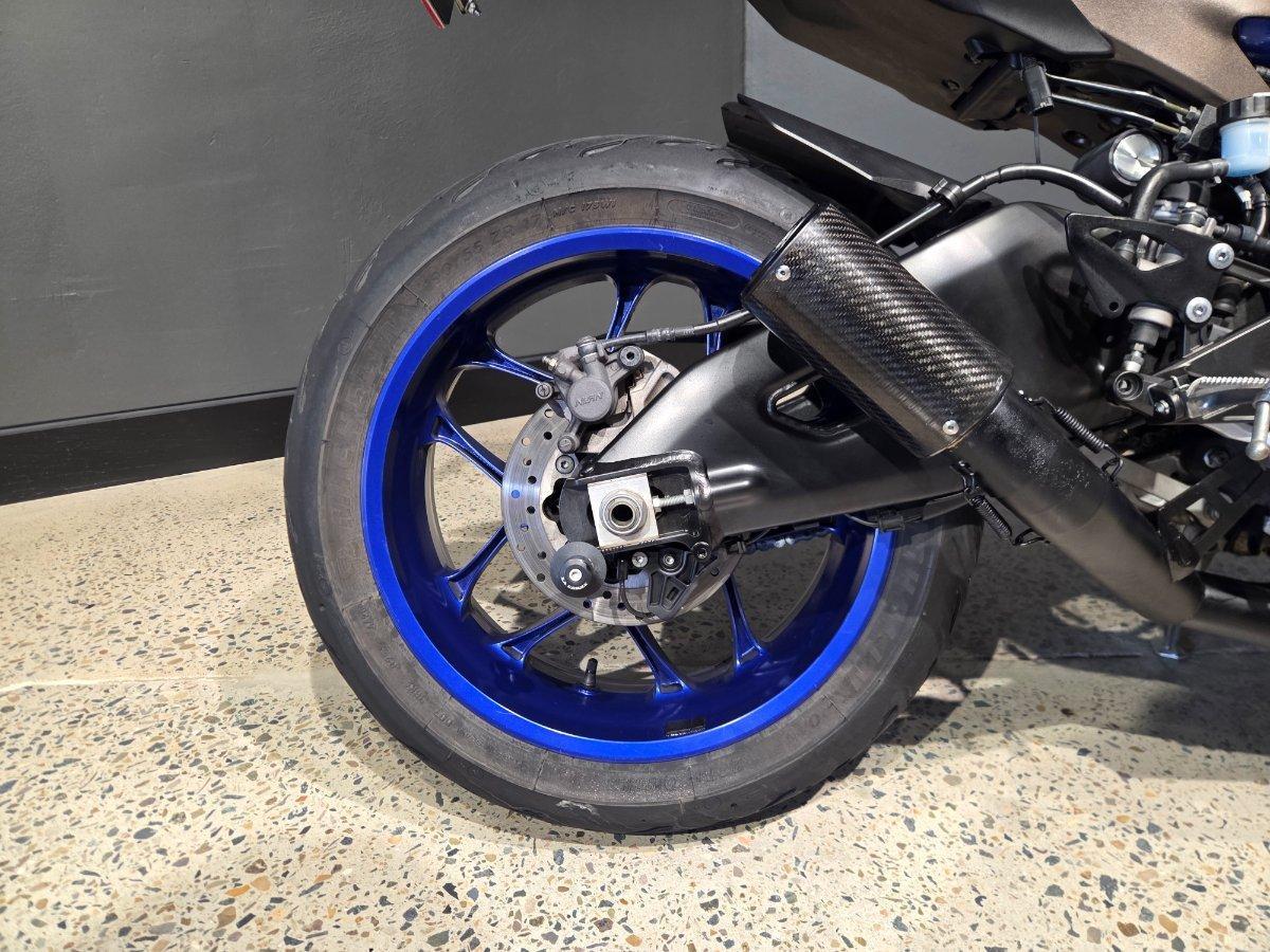2016 YAMAHA YZF-R1 SPORTS