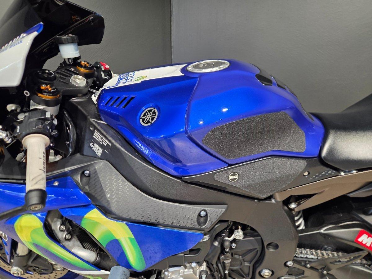 2016 YAMAHA YZF-R1 SPORTS
