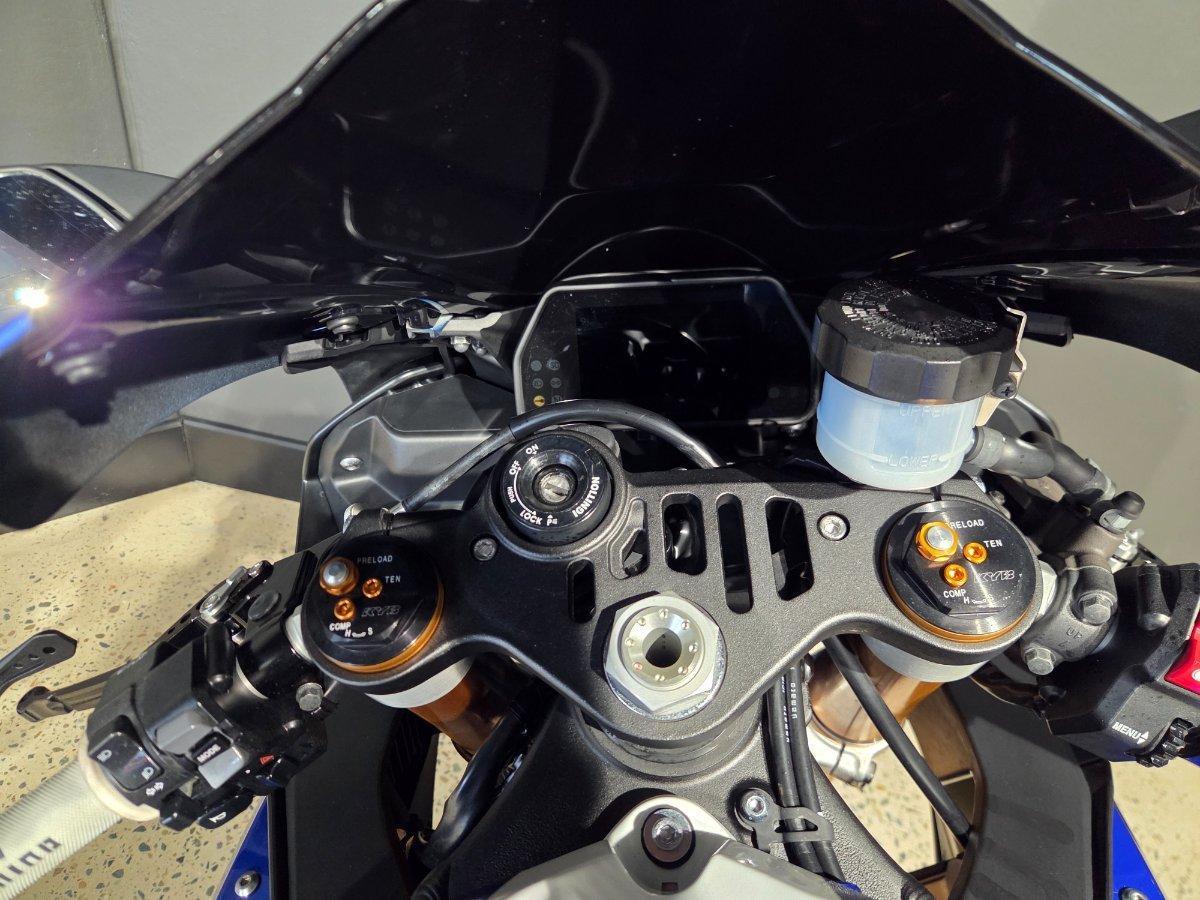 2016 YAMAHA YZF-R1 SPORTS