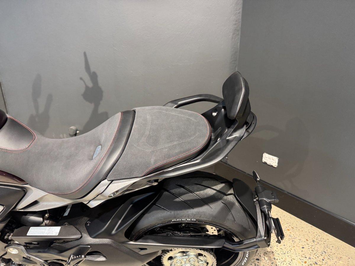 2026 DUCATI XDIAVEL V4 CRUISER