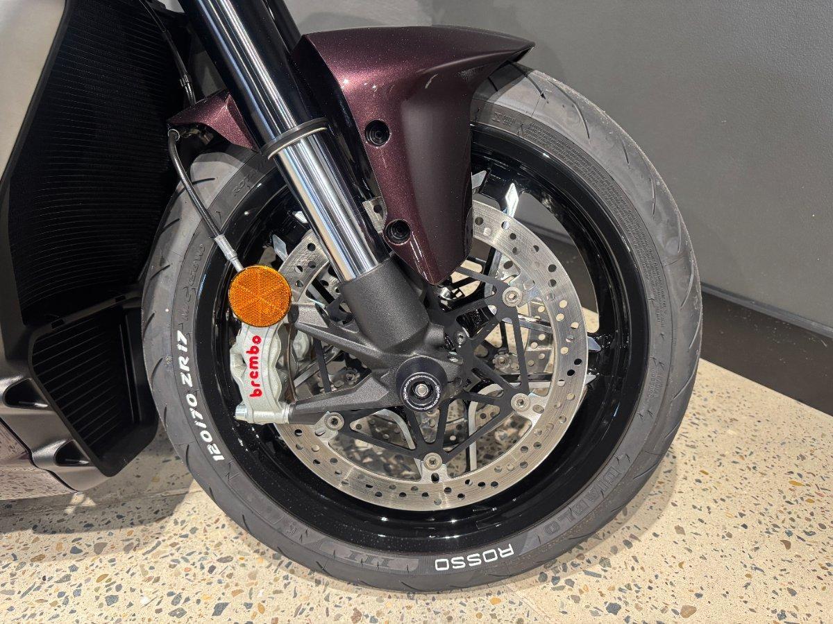 2026 DUCATI XDIAVEL V4 CRUISER