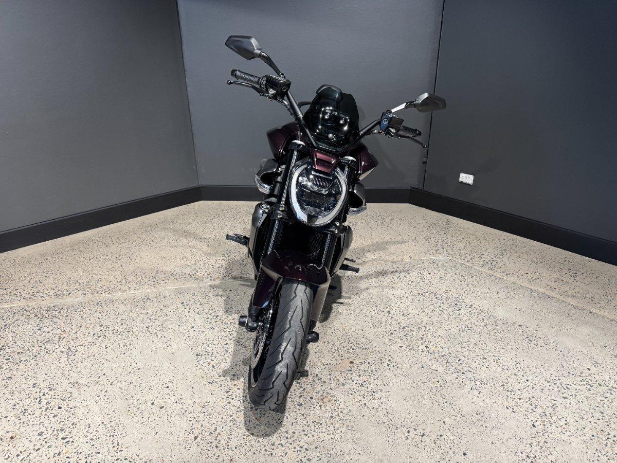 2026 DUCATI XDIAVEL V4 CRUISER
