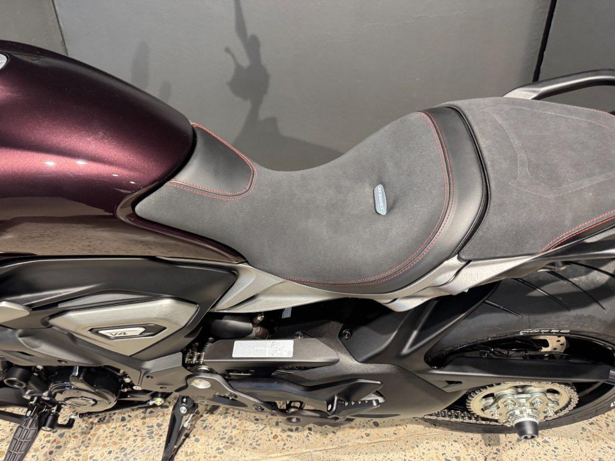 2026 DUCATI XDIAVEL V4 CRUISER