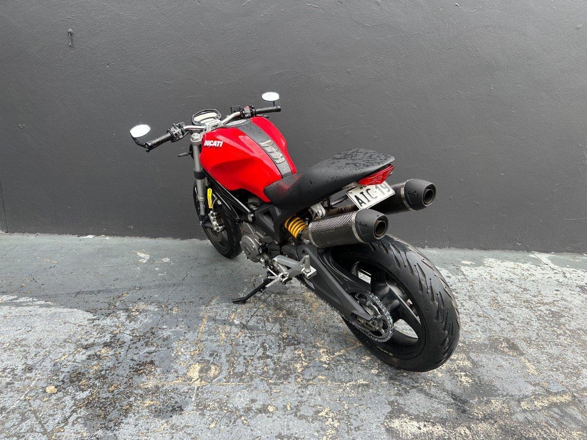 2008 DUCATI MONSTER 696 ROAD
