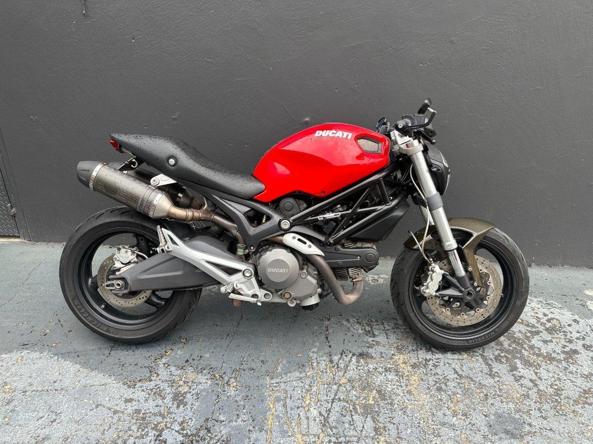 2008 DUCATI MONSTER 696 ROAD