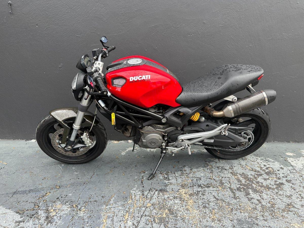 2008 DUCATI MONSTER 696 ROAD