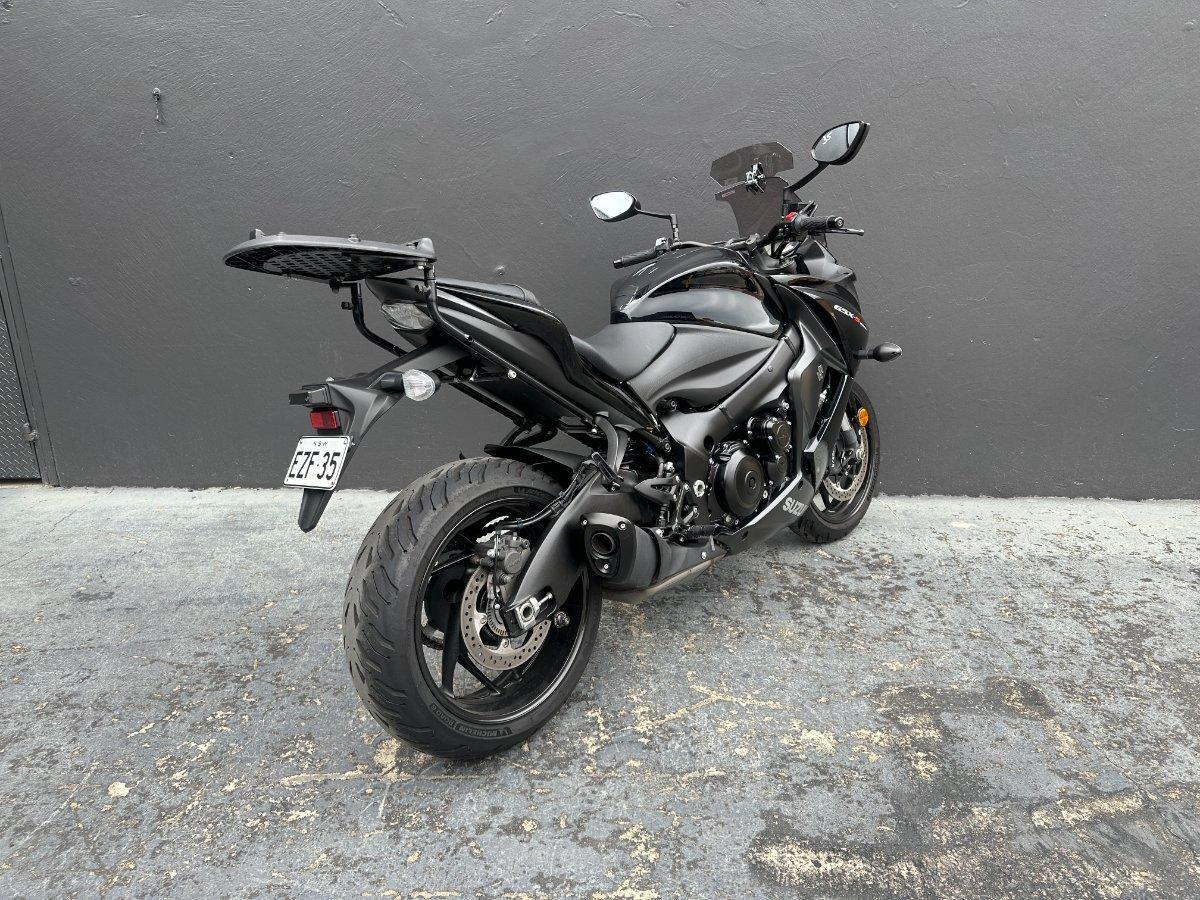 2021 SUZUKI GSX-S1000F ROAD