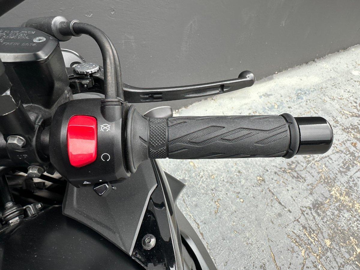 2021 SUZUKI GSX-S1000F ROAD