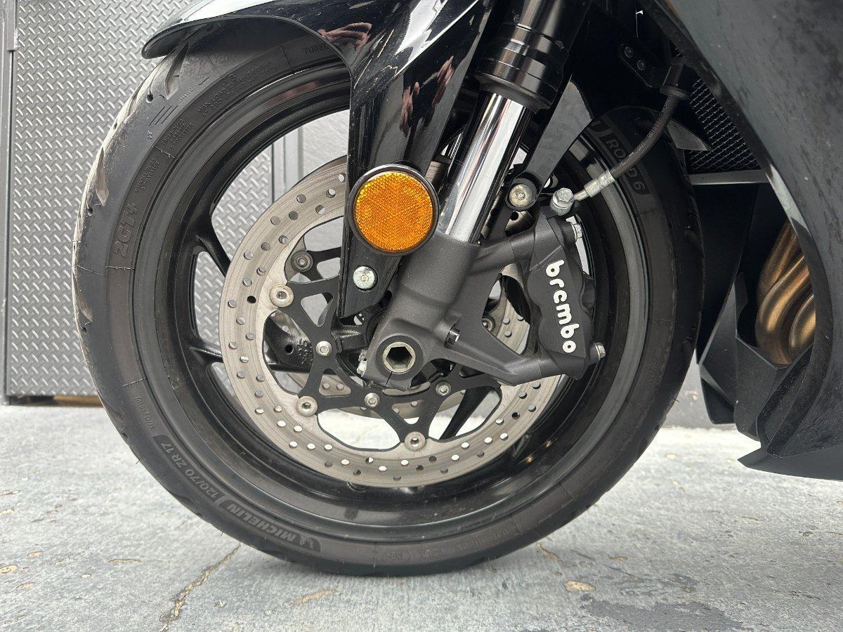 2021 SUZUKI GSX-S1000F ROAD