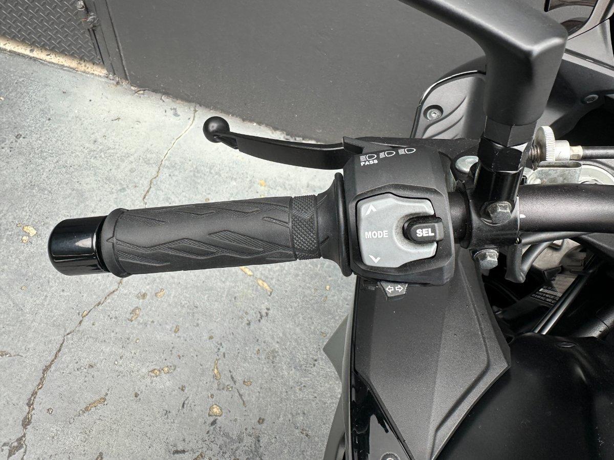2021 SUZUKI GSX-S1000F ROAD