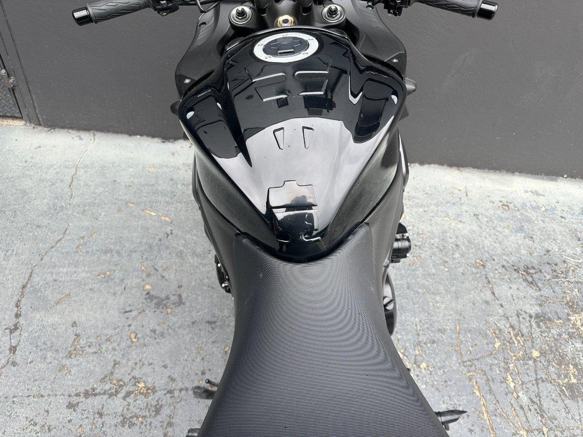 2021 SUZUKI GSX-S1000F ROAD
