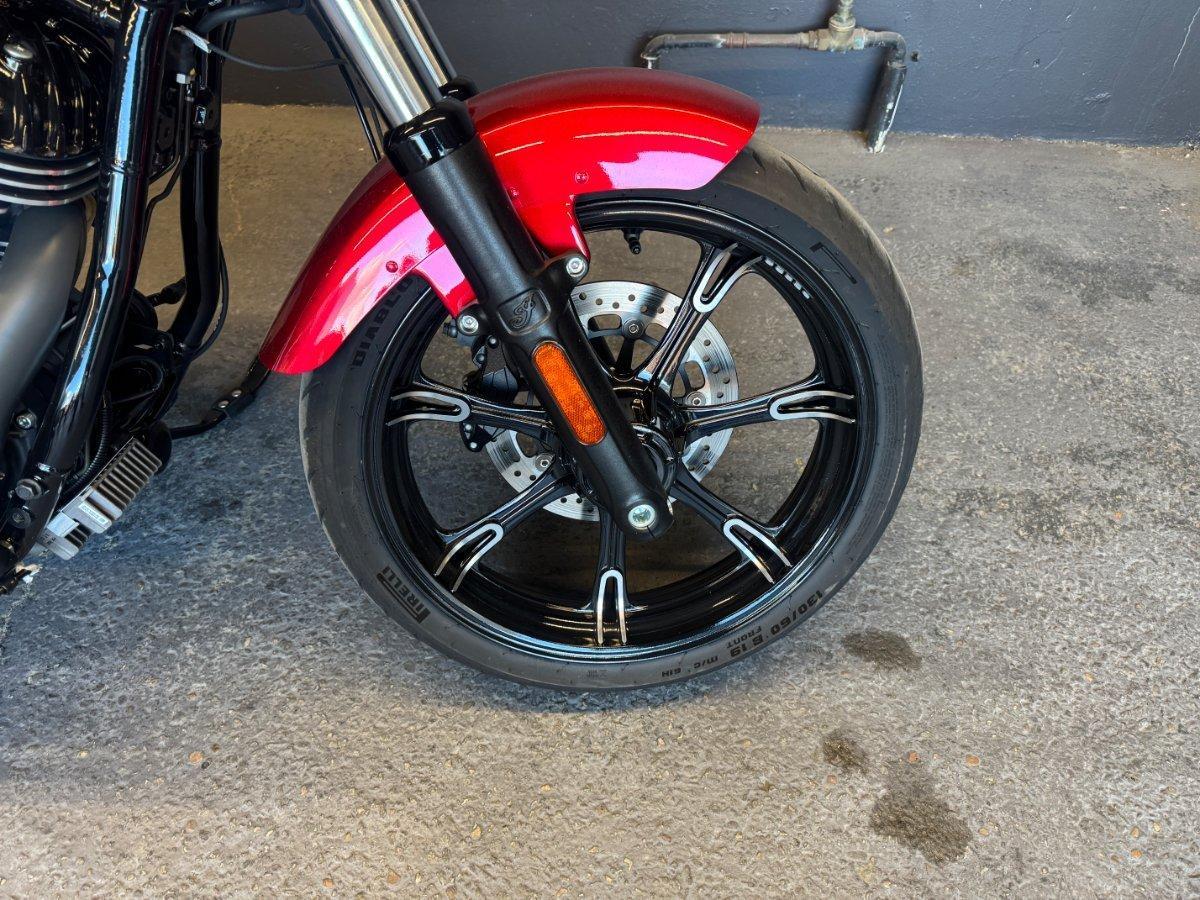 2025 INDIAN CHALLENGER ELITE ROAD