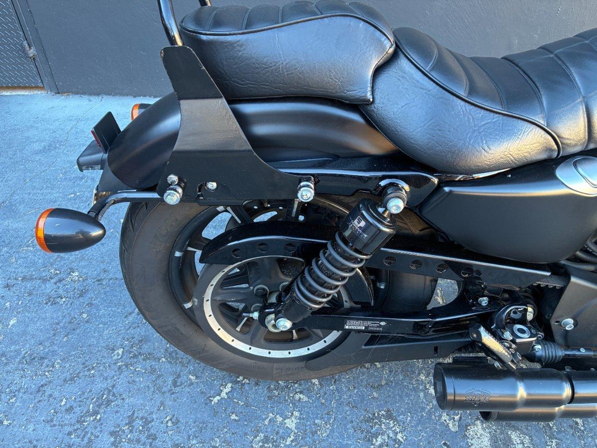 2019 HARLEY-DAVIDSON XL883N IRON 883 CRUISER