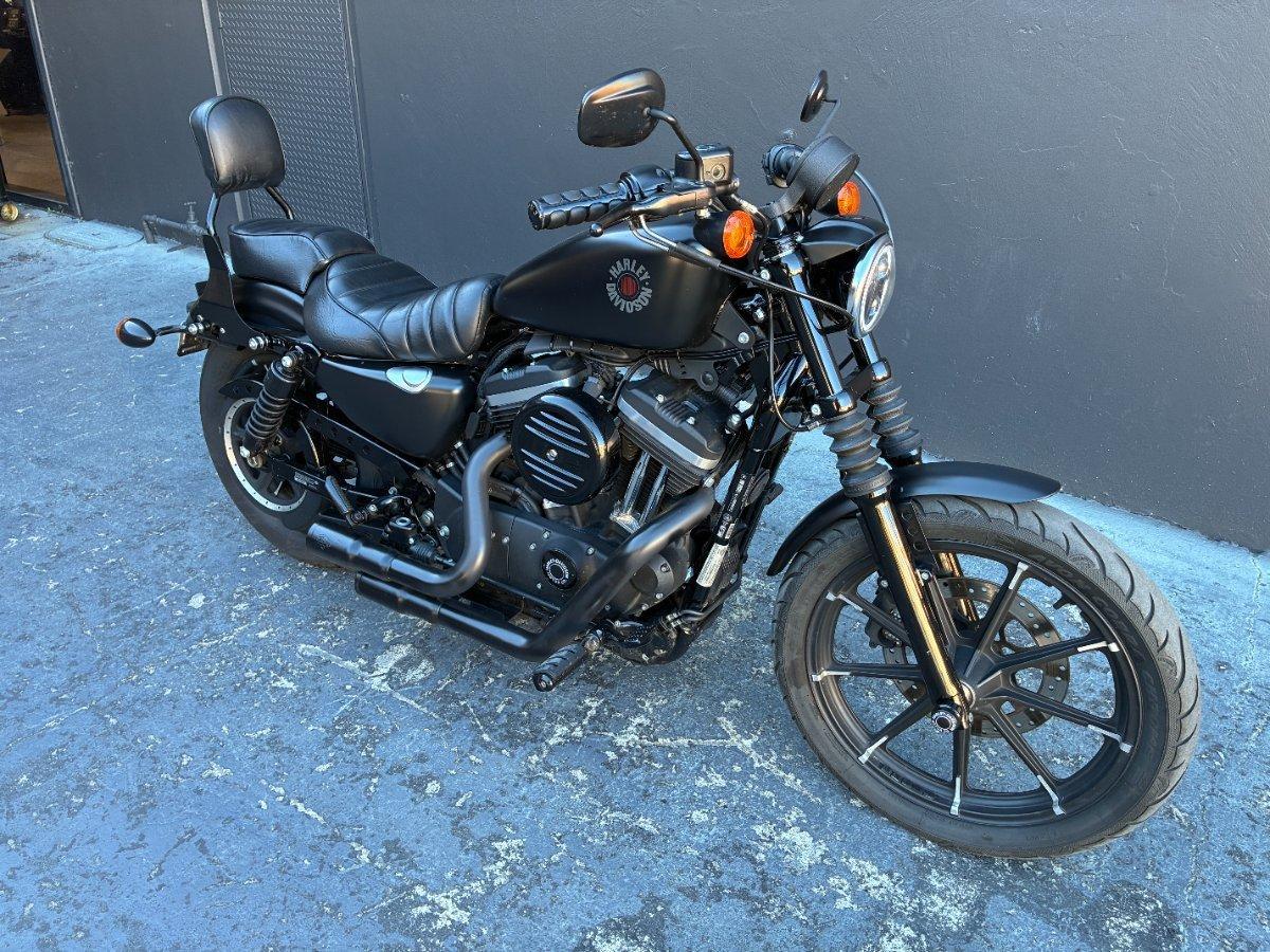 2019 HARLEY-DAVIDSON XL883N IRON 883 CRUISER