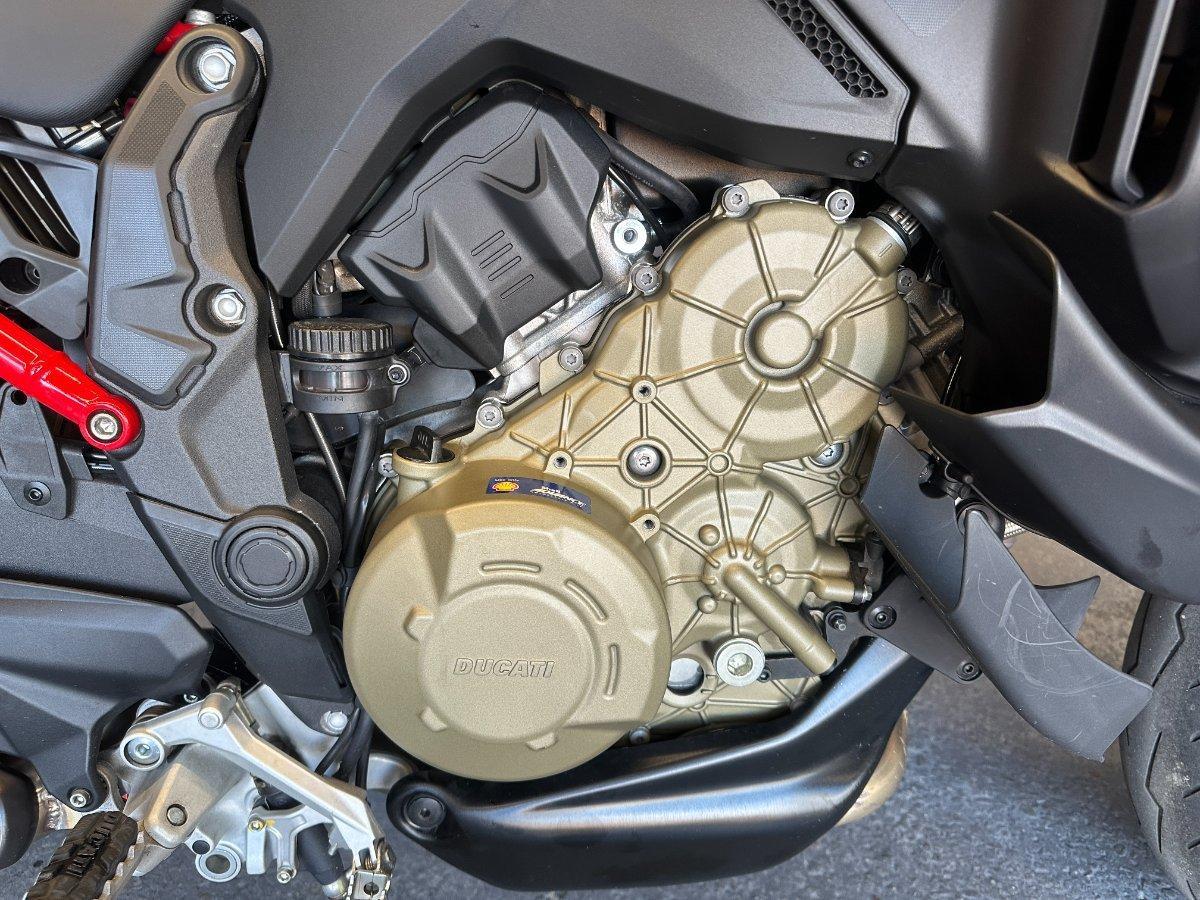 2022 DUCATI MULTISTRADA V4 PIKES PEAK DUAL SPORTS