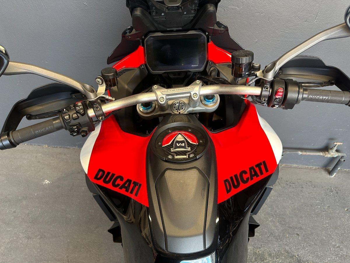 2022 DUCATI MULTISTRADA V4 PIKES PEAK DUAL SPORTS