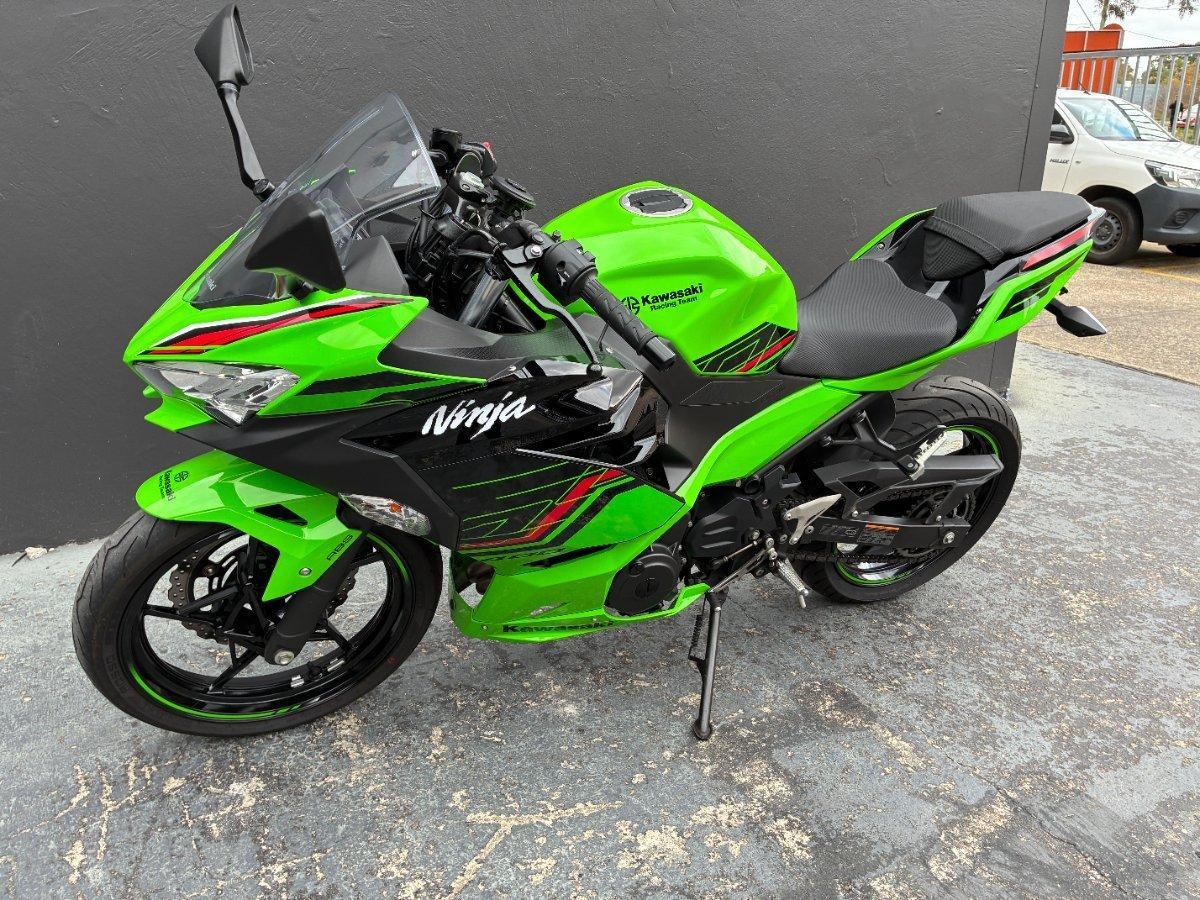 2023 KAWASAKI NINJA 400 SE SPORTS