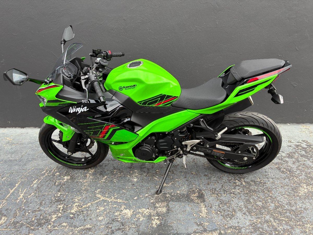 2023 KAWASAKI NINJA 400 SE SPORTS